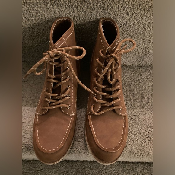 Worn Once! St John’s Bay Faux Suede Short Boots - Picture 3 of 9